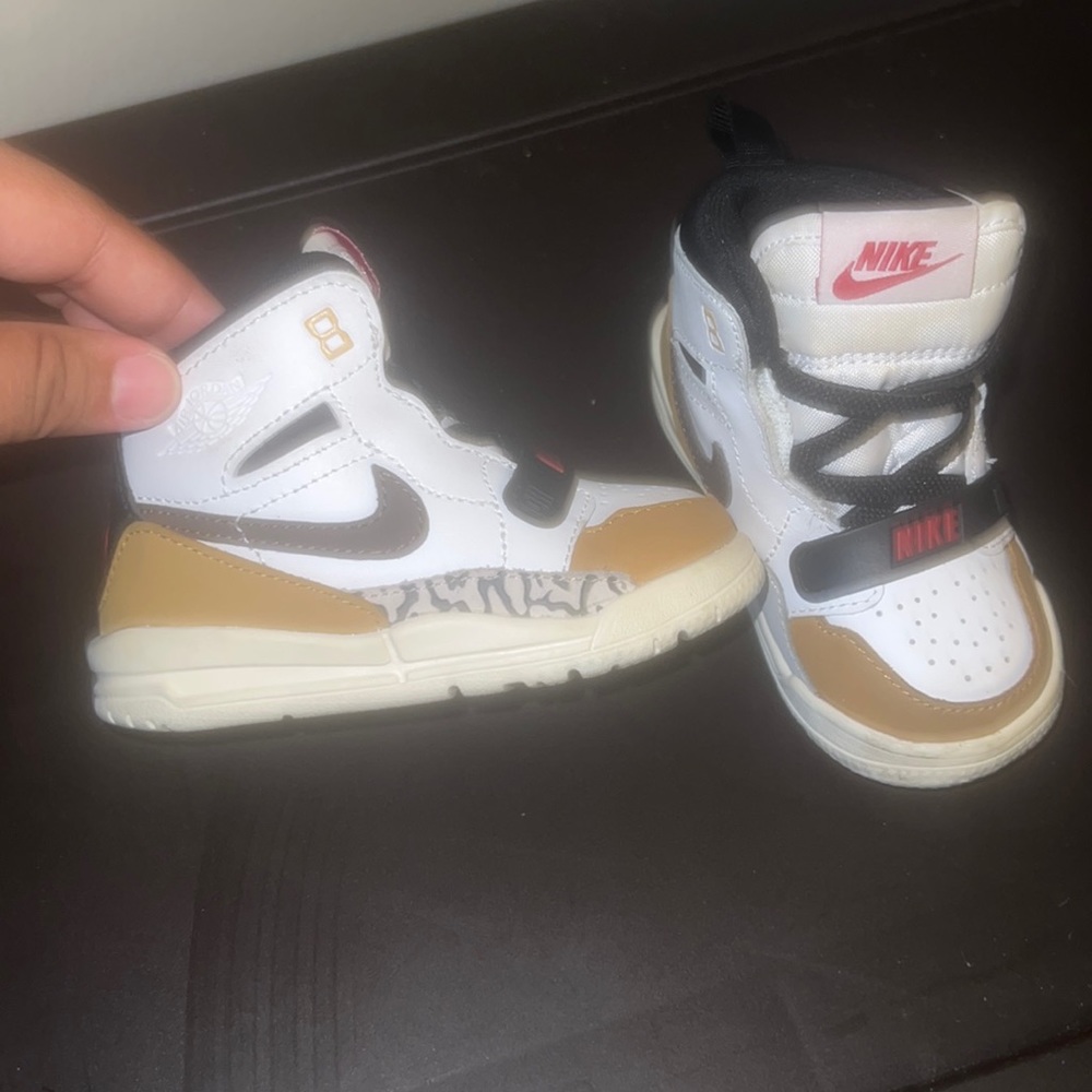 Baby Nike size 5c